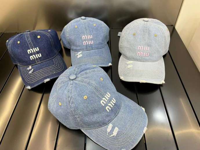 Picture of MiuMiu Cap _SKUMiuMiuCapdxn233609